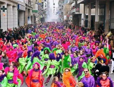 Αυτή είναι η εκρηκτική βασίλισσα του καρναβαλιού στον Τύρναβο (φωτο)